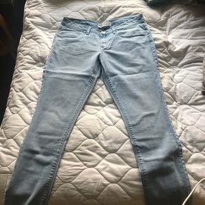 light wash jeans